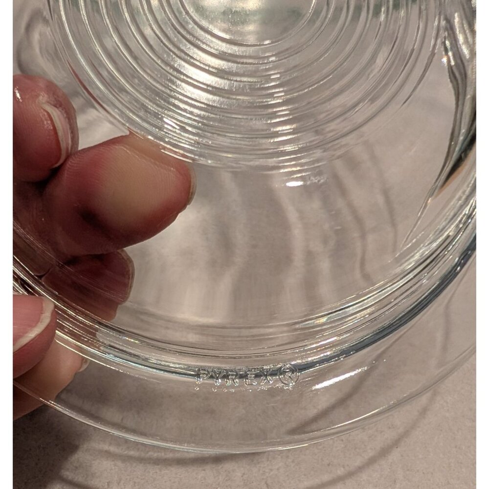 Pyrex 602-C Clear Glass Oval Casserole Dish with Ribbed Lid - Picture 3 of 16